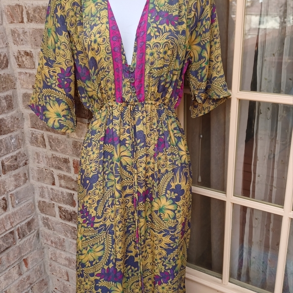 Maxi dress - Picture 2 of 7